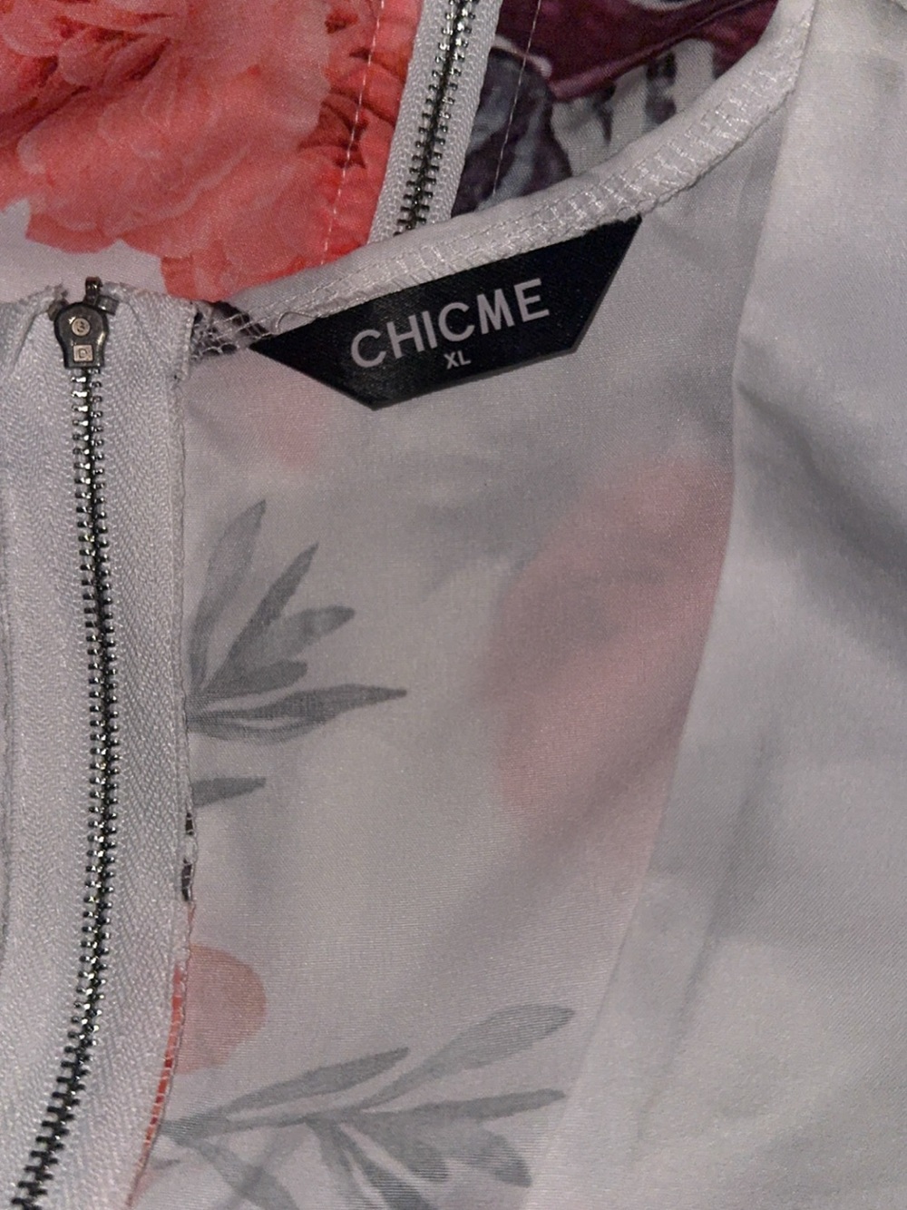 CHICME Floral Blouse 🌸 Size XL (fits more like a Medium–Large) - Picture 6 of 7